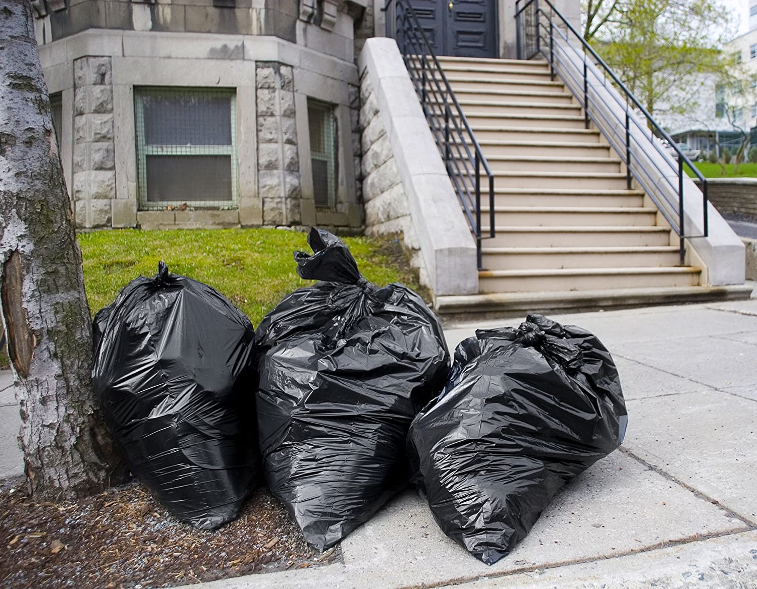 100 shop garbage bags