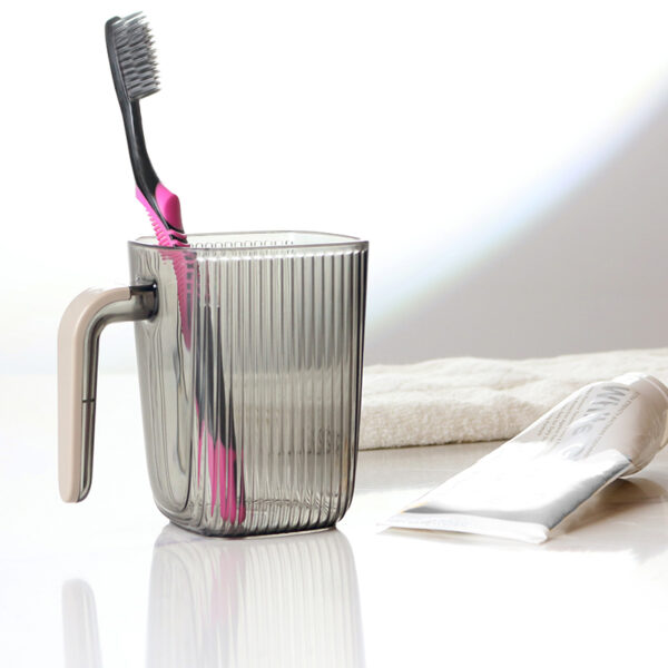 10 CM, Multipurpose Acrylic Transparent Toothbrush Cup with Handle, Bathroom Mouthwash Cup, Bathroom Accessories
