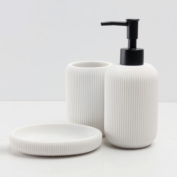 3 Pieces Resin Decorative Bathroom Accessories Set Bath Accessory Striped Kit with Toothbrush Holder Liquid Soap Dispenser and Soap Dish Tray White