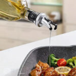 Borosilicate Glass Oil and Vinegar Dispenser Bottle with Snap On Leakproof Lid Perfect for Olive Oil Sesame Oil Vinegar and Soy Sauce 1 Piece - Image 2