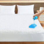 180 CM X 200 CM Waterproof Cotton Quilted Mattress Protector Anti Allergy Breathable Mattress Bed Protector Ultra Soft Fitted Bed Cover 1 Piece White