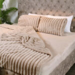 4 Pieces Duvet Double Cover Set Warm Cotton Bedding Reversible Comforter Cover Set Includes Duvet Cover Fitted Sheet and 2 Pillow Cases Beige