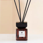 100 ML Lavender Dream Dream Scent Reed Diffuser Stick Oil Air Fresheners Set Home Fragrance Diffuser with Fiber Sticks for Home Aroma Bathroom and Hotel - Image 4