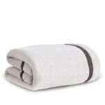 160 CM X 80 CM Thick 100 % Cotton Bath Towel Soft Quality Absorbent Oversized Towel for Household Use Beach and  Swimming Pool 1 Piece White